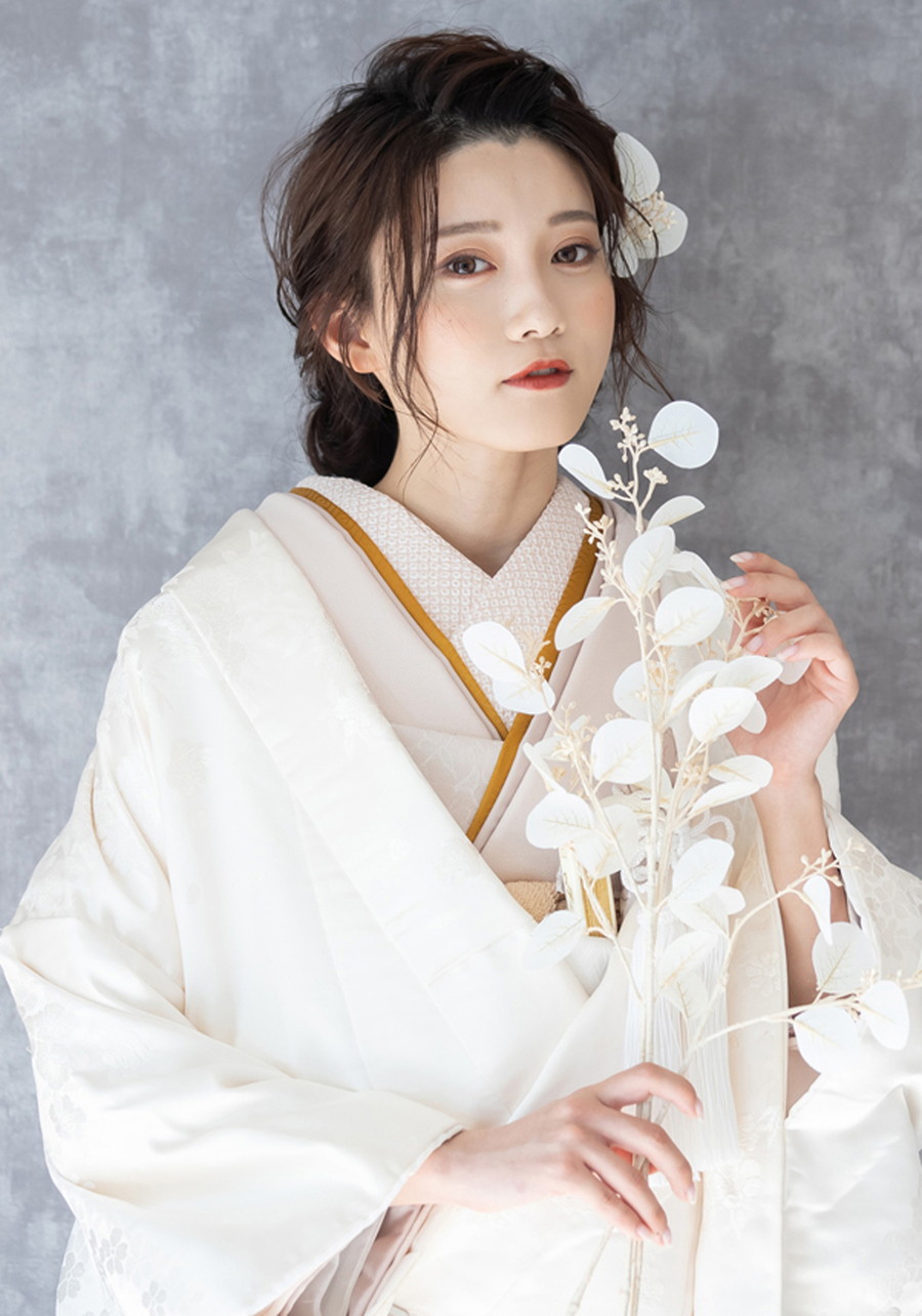 名古屋前撮り・フォトウェディングでの選べるウェディングドレス・和装衣装