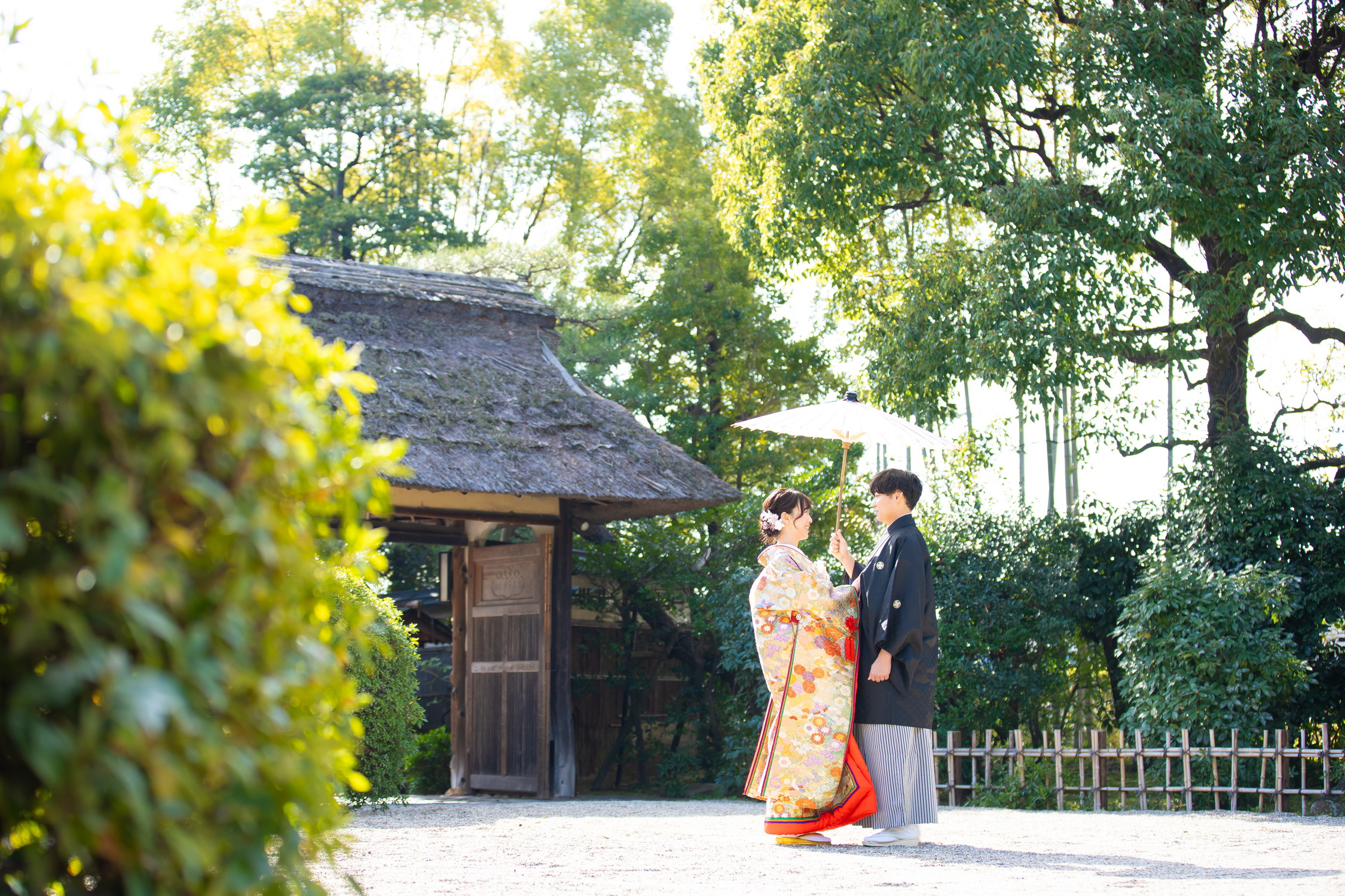 名古屋の人気和装ロケーション東山荘｜サンライズデジタル | フォトスタジオ　色打掛