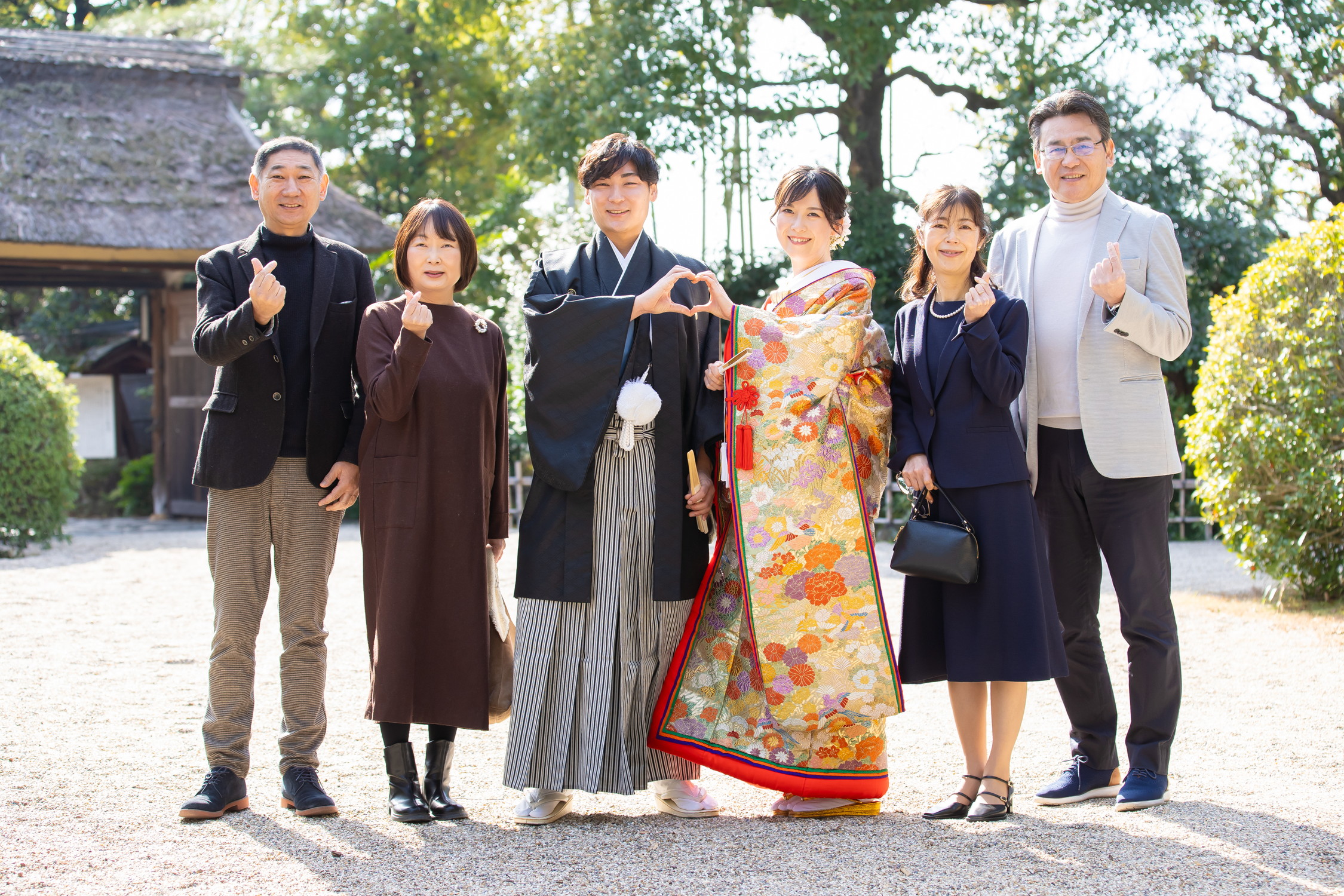 名古屋の人気和装ロケーション東山荘｜サンライズデジタル | フォトスタジオ　色打掛