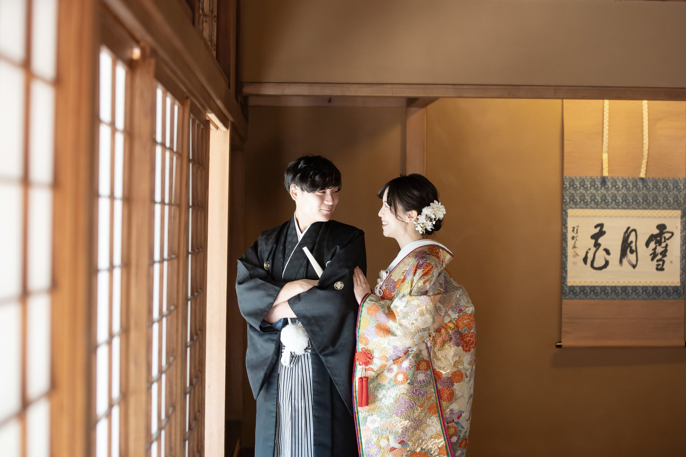 人気和装ロケーション東山荘｜サンライズデジタル名古屋 | フォトスタジオ　色打掛