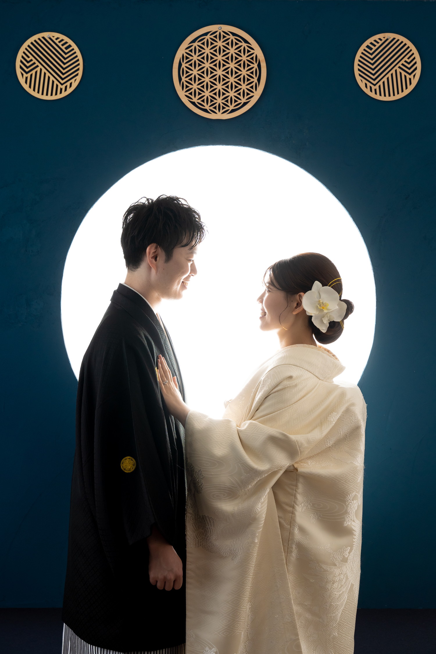 名古屋和装スタジオ白無垢でのシルエット｜サンライズデジタル