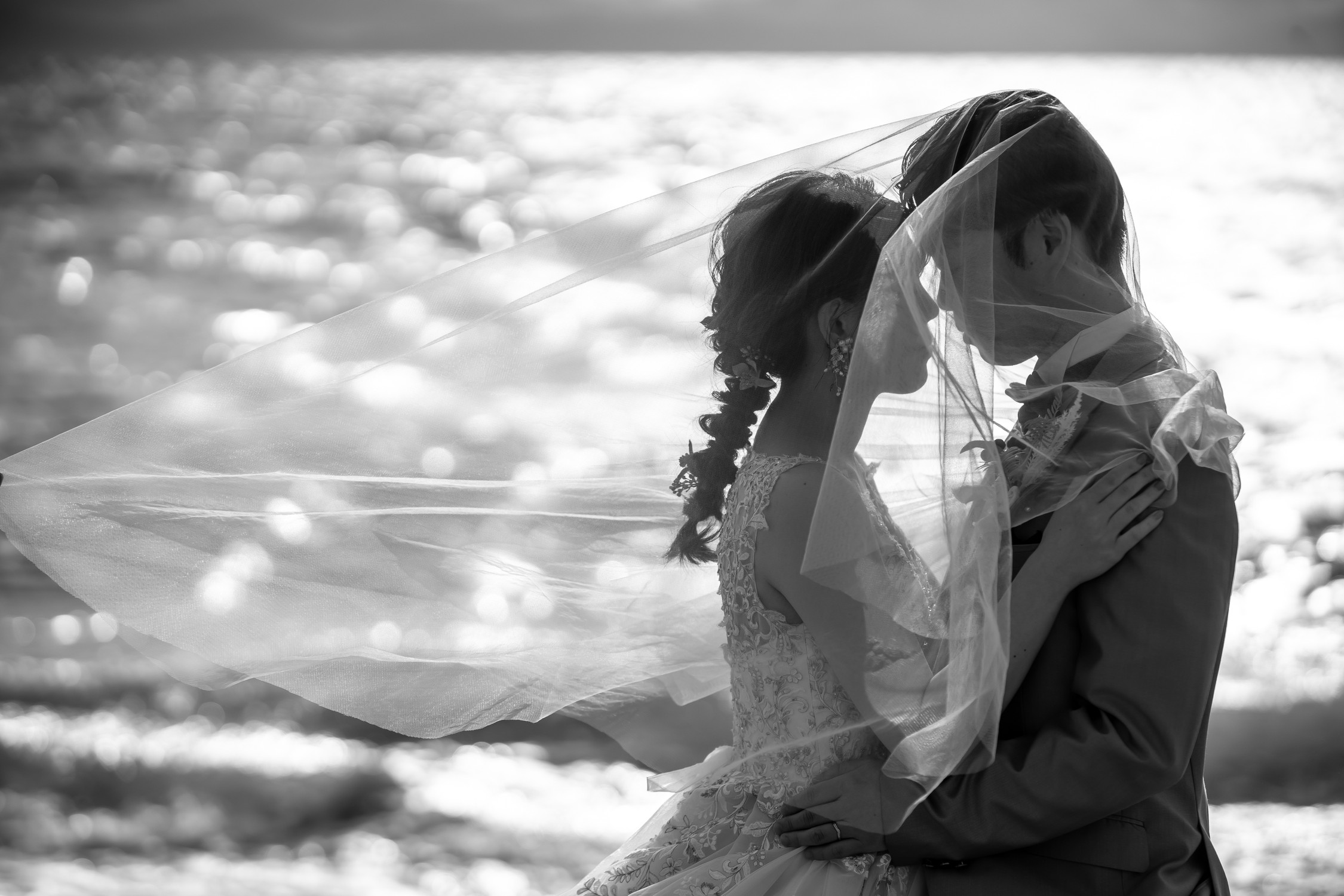 野間灯台で洋装ロケーションフォト|サンライズデジタル名古屋フォトスタジオ