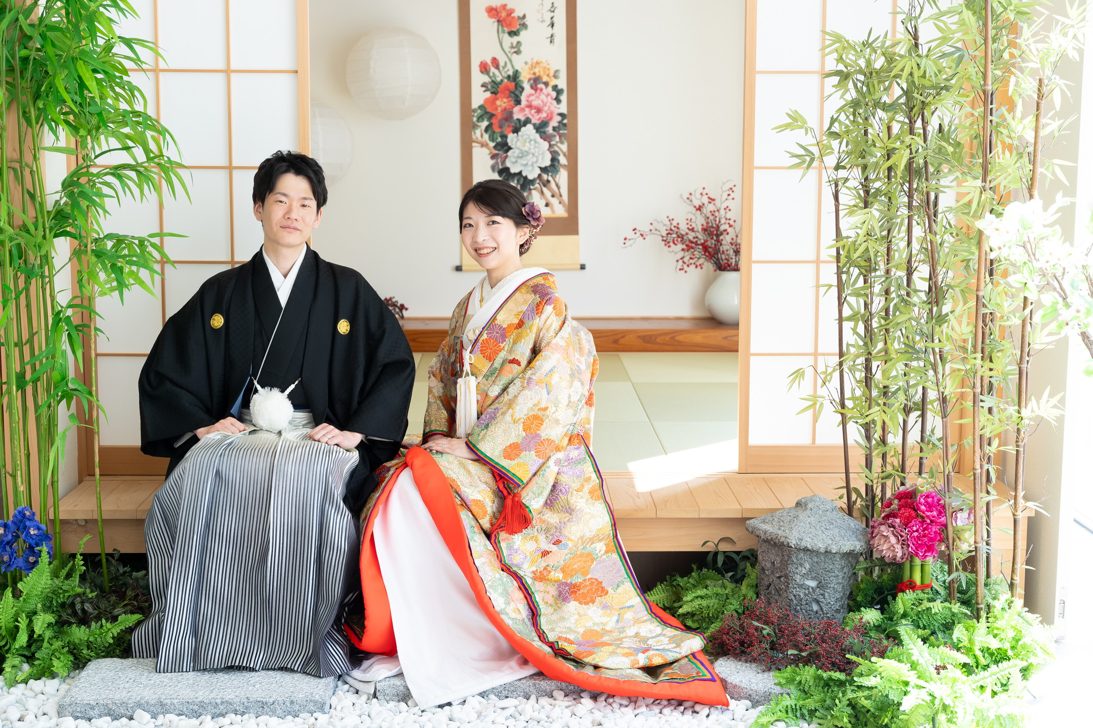 和装スタジオでの前撮り｜縁側で色打掛
