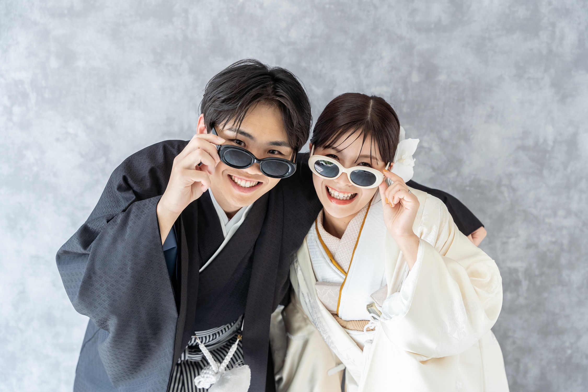 和装スタジオ前撮り 名古屋サンライズデジタル フォトスタジオ 白無垢 Sunglasses