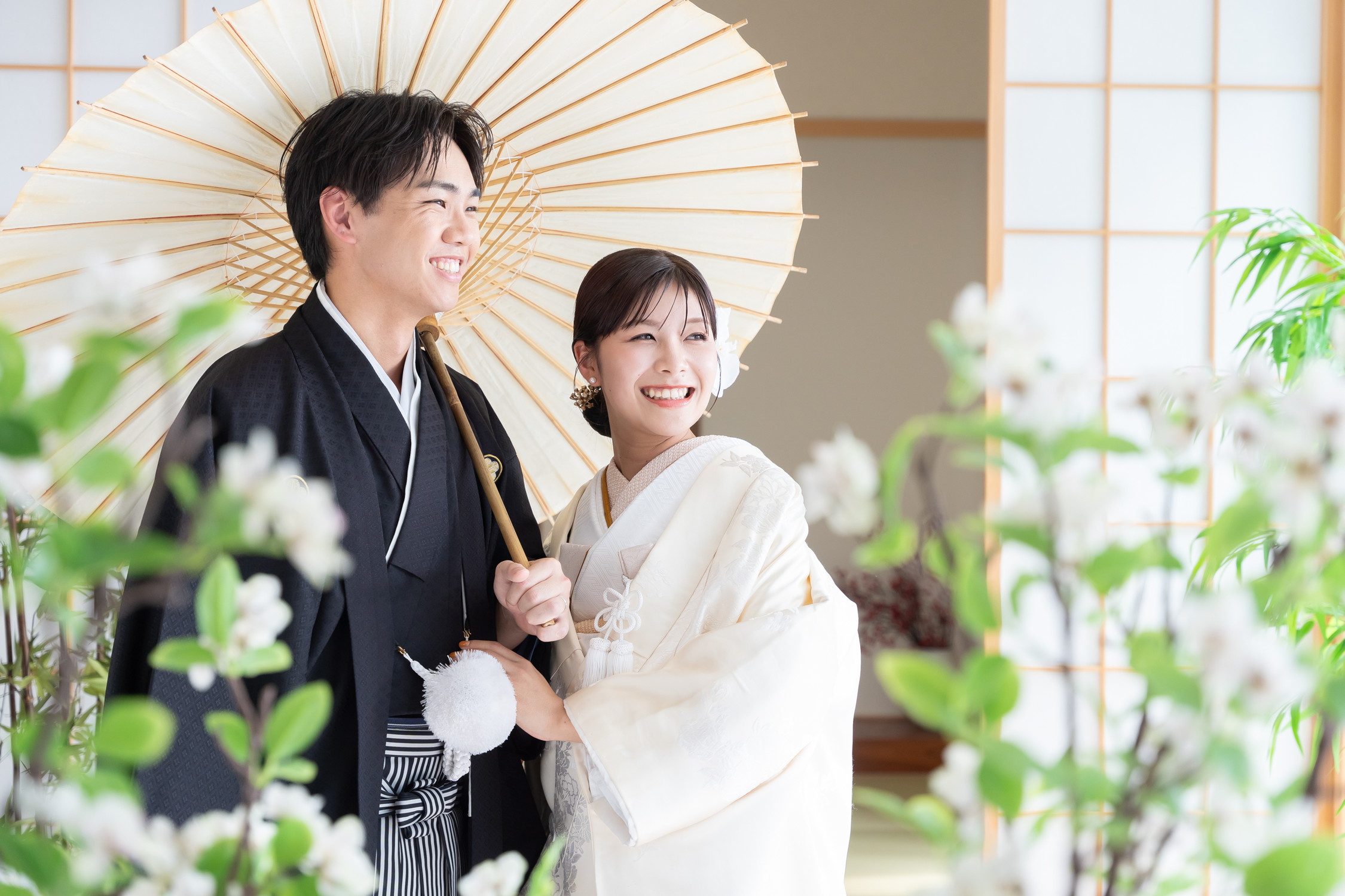 和装スタジオ前撮り白無垢色打掛２着 入籍記念 撮影シーン 名古屋サンライズデジタル