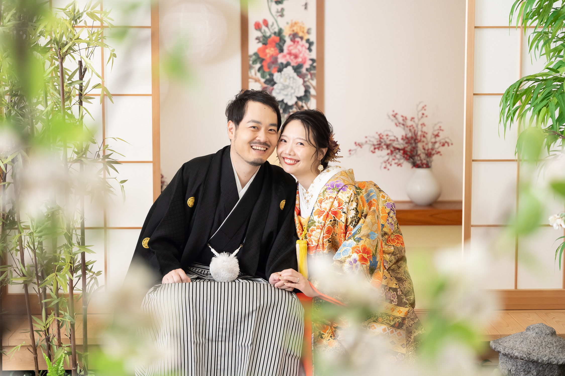 和装前撮り名古屋のフォトスタジオでは和室の縁側にて